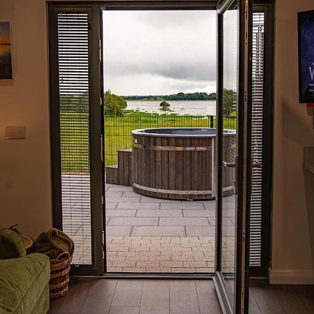 Lough Beg Glamping Hotel Newferry Exterior foto